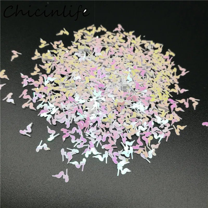 A1544-White