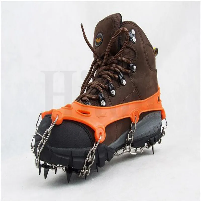 running shoes with spikes for winter