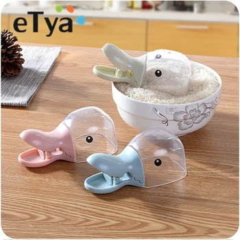 

eTya Rice Measuring Cup cute little Water spoon Cereals Rice Bags Sealing Clip shovel scoop home creative Duck kitchen supplies