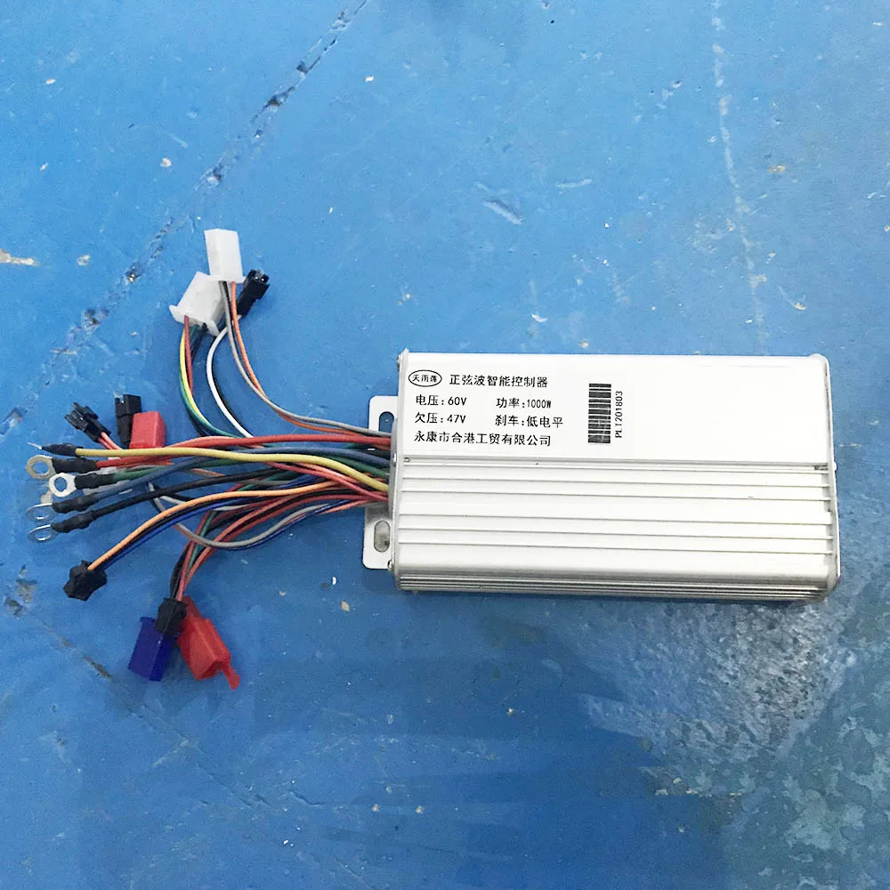 

Citycoco HARLEY Electric Scooter Controller 60V 1000W Universal USE Aluminum Housing Dustproof Original Controller