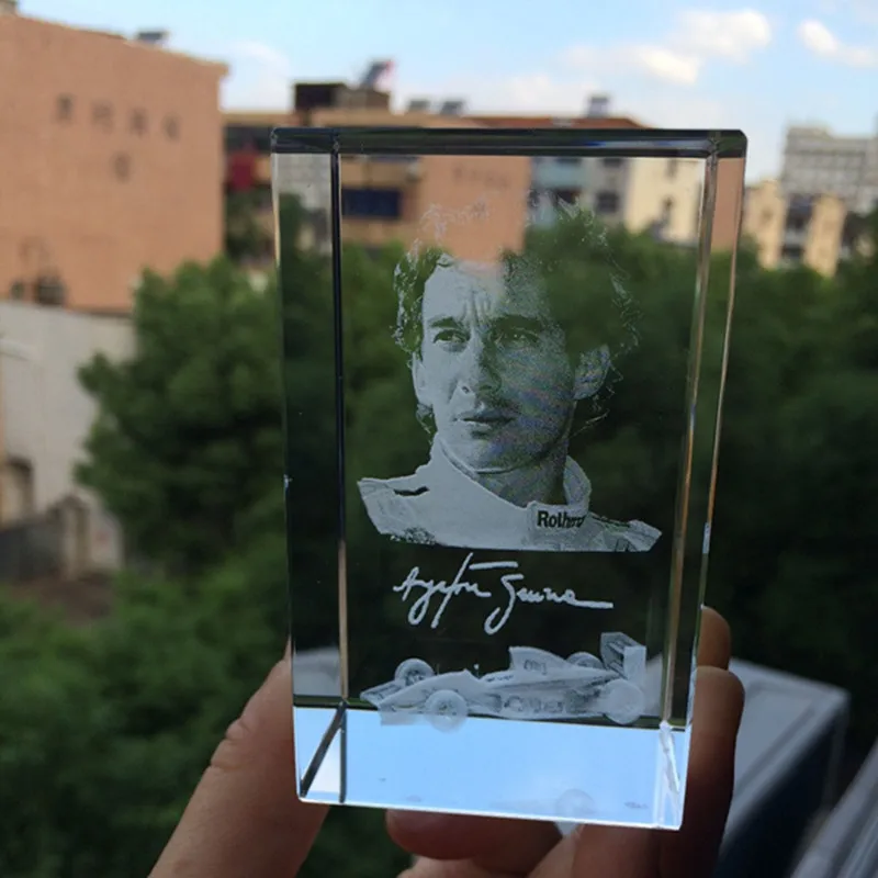 3D лазер Senna Racing Driver стекло Paperweight с подарочной коробкой для любителей гонок