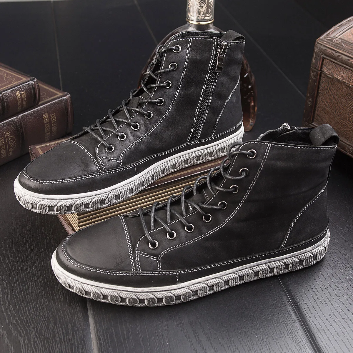 

New high shoes men's British retro leather men's boots trend men's shoes Korean high-top shoes