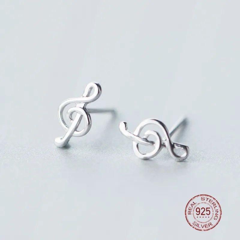 minimalist silver stud earrings