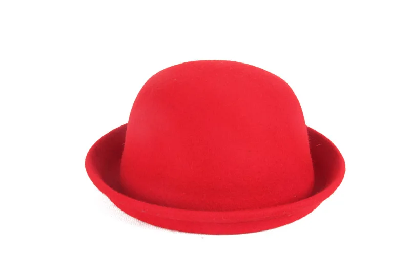 red round hat