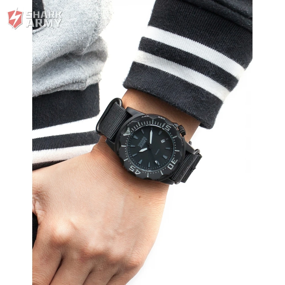 SHARK ARMY Full Steel 100m Waterproof Date Display Black Nylon Band Luminous Hands Reloj Military Sport Quartz Men Watch /SAW193 SHARK ARMY Full Steel 100m Waterproof Date Display Black Nylon Band Luminous Hands Reloj Military Sport Quartz Men Watch /SAW193