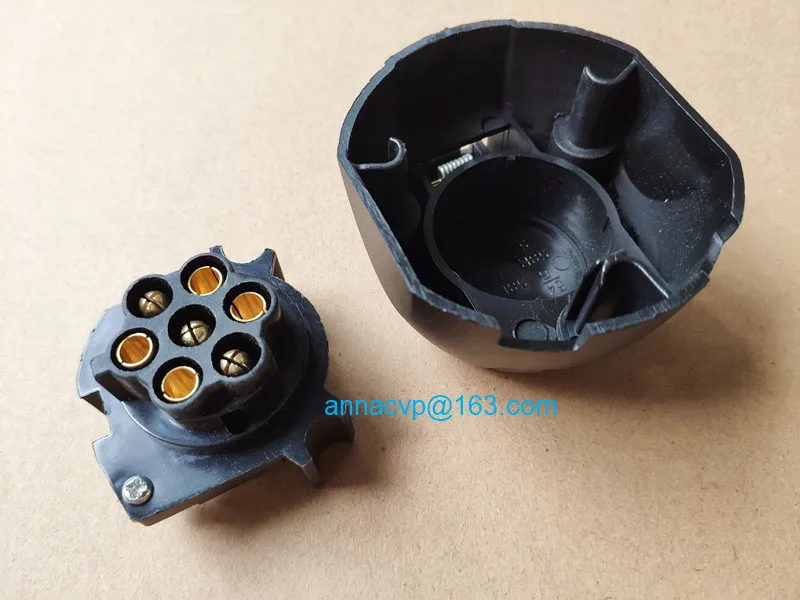 trailer socket 7 + 1 pin (6)