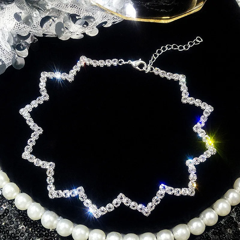 

2018 New Fashion Sexy Crystal Chain Chocker Necklace Collares for Women Geometric Statement Rhinestone Chokers Necklaces