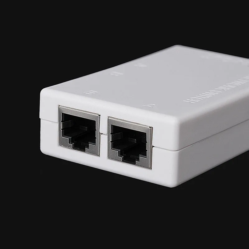 Switch rj45. Свитч коммутатор на 2 порта RJ-45. Сетевой порт Ethernet (RJ-45). RJ-45 коммутатор 1 порт. Switch Box rj45 twt.