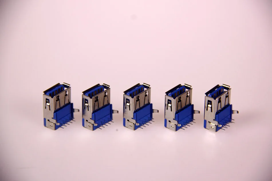 USB3.0 AF 90 Connector (1)