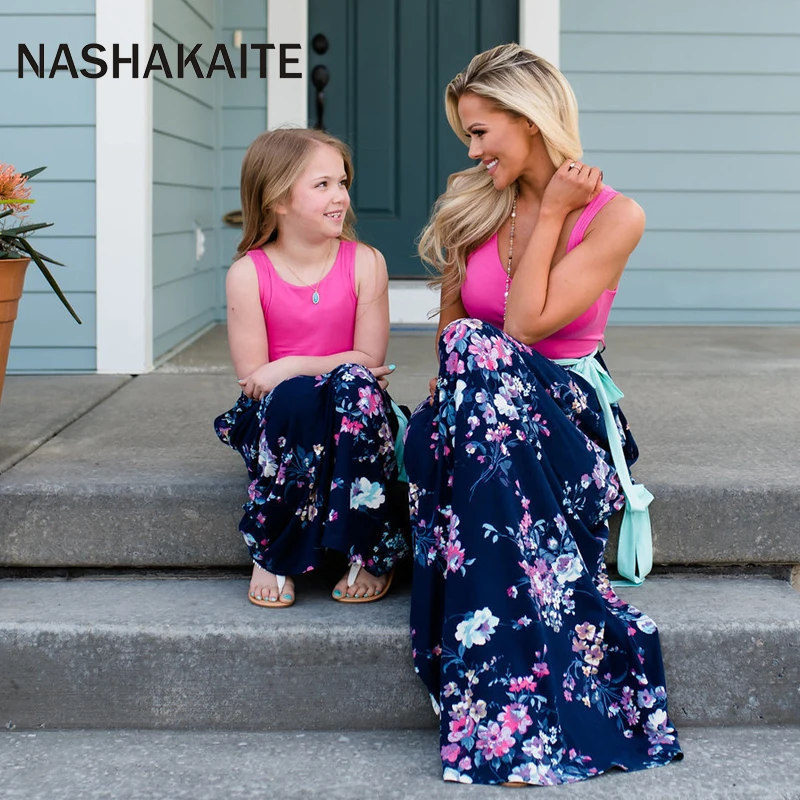 NASHAKAITE/платья для мамы и дочки; Модное Длинное платье без рукавов в стиле пэчворк с цветочным поясом для мамы и дочки; одежда «Мама и я»