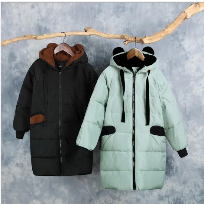 

The 2018 new children's down jacket in the long style of boys and girls
