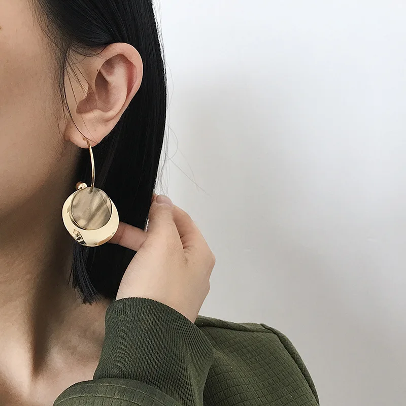 

Europe and the United States long round metal exaggerated big big round earrings female retro temperament net red personality ea