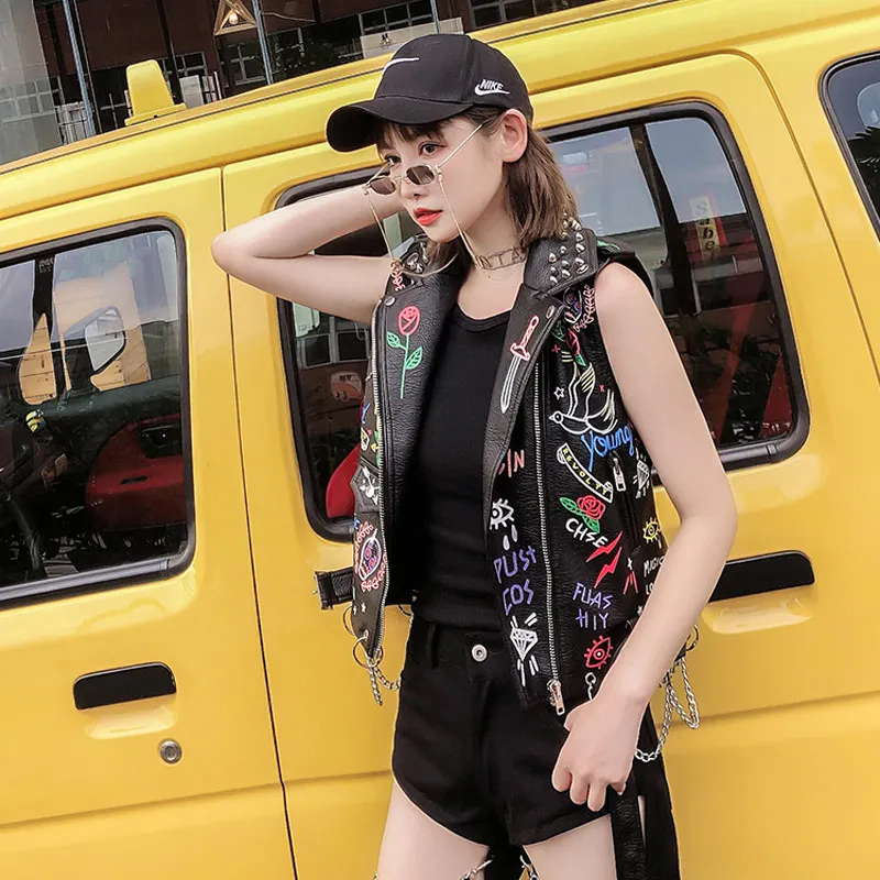 

Individual Graffiti Printing Locomotive Leather Vest Women Rivet Collar Sleeveless Waistcoat Punk Style Slim Vest