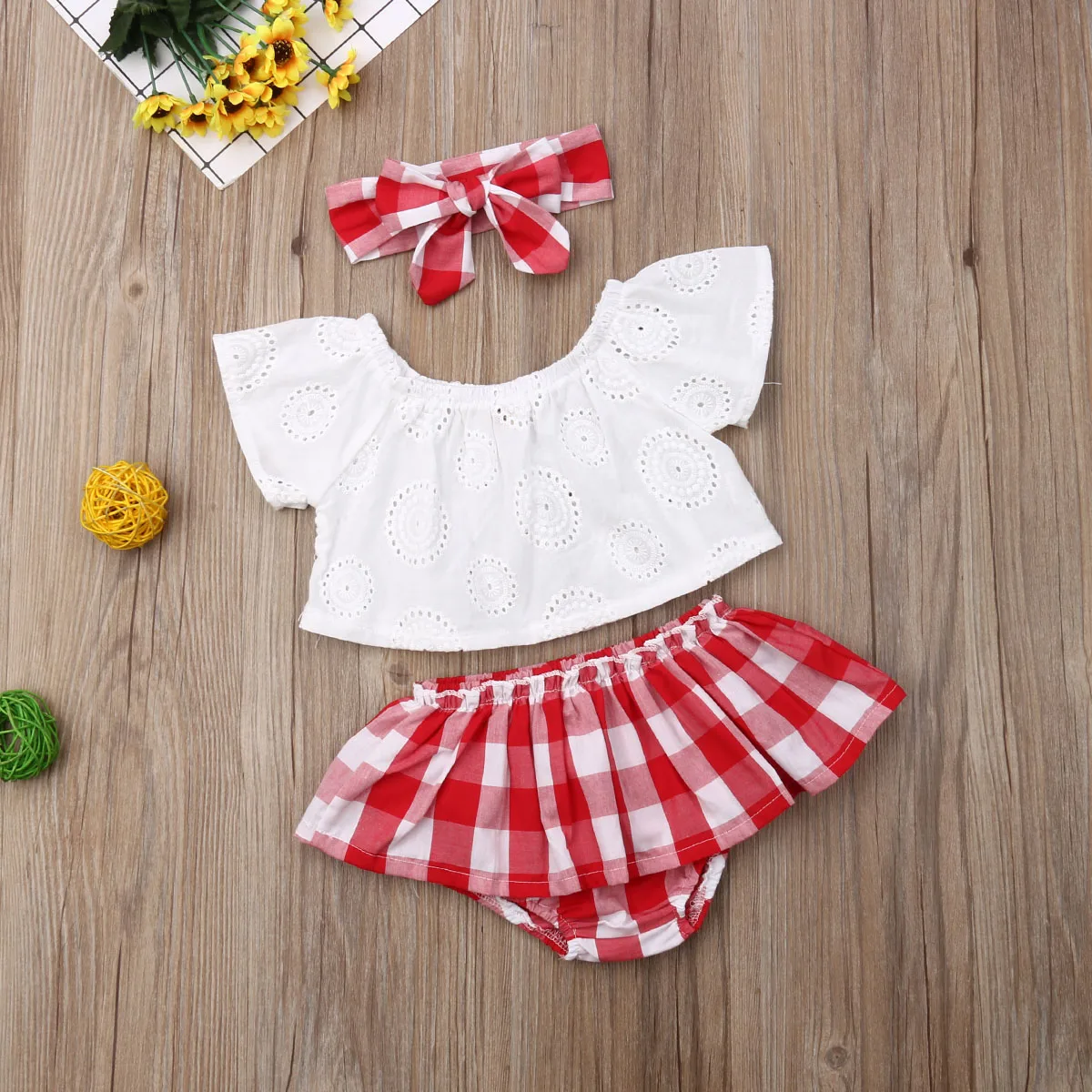 Комплект одежды для маленьких девочек 0-24 мес., 3 предмета, однотонная белая рубашка с открытыми плечами топы, красная клетчатая юбка лента для волос, Детский комплект, наряды для маленьких девочек