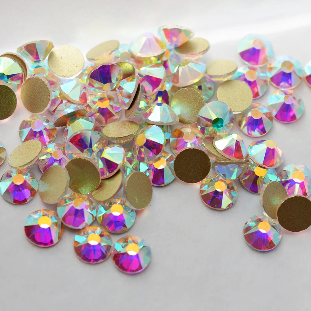 16 Cut Face Rhinestones 4