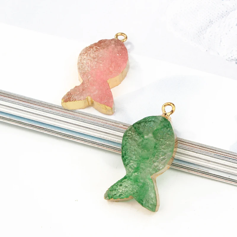 

2pcs Cute Fish Ear Drop Earring Charms Resin Jewelry Findings Summer Diy Necklace Pendant Anklet Bracelet Accessory F235