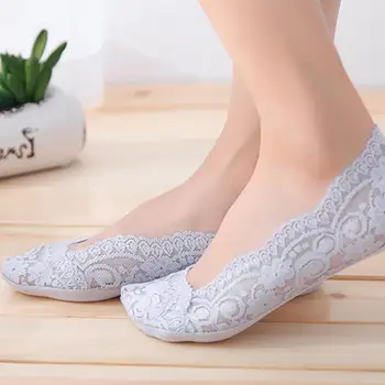 

1 Pair Solid Color Fashion Women Summer Lace Low Cut Anti-slip No Show Invisible Boat Sock