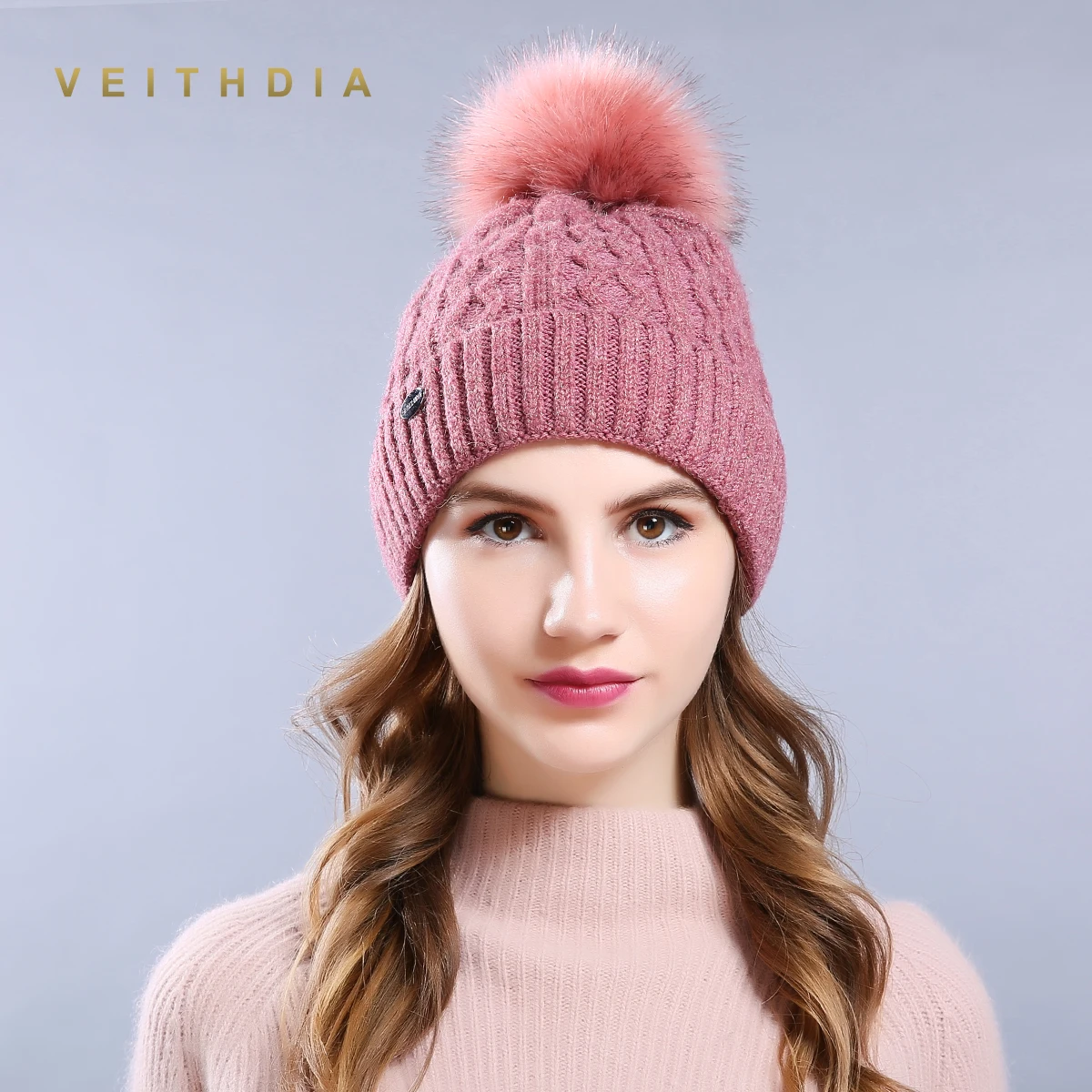 

VEITHDIA High Quality Women Winter Hats Fashion Link Type Knitted Hat Female Girl Double thickening Fur Fur Pompoms Beanies 034