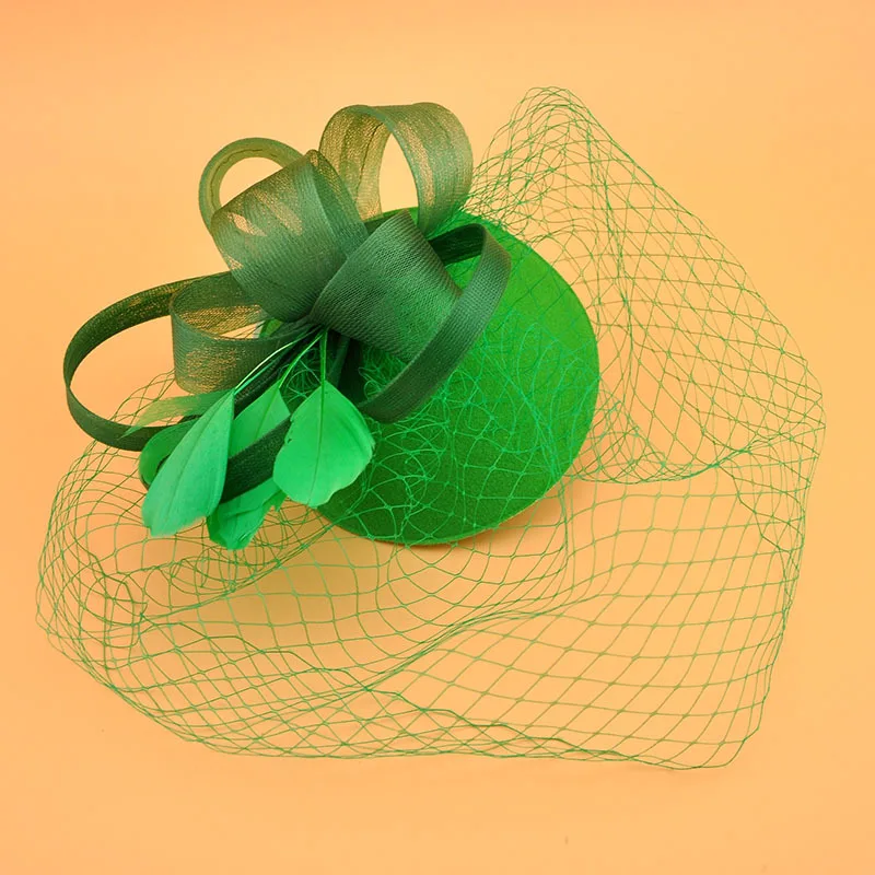 Перо Необычные головные уборы для женщин шляпа-таблетка для свадебной вечеринки Дерби Королевский банкет Тюль лицо завесы для птичьей