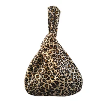 Мешок леопарда животных печати бархат запястье мешок Для женщин Винтаж маленькие руки сумки Японии Стиль женская сумка для покупок Bolsos