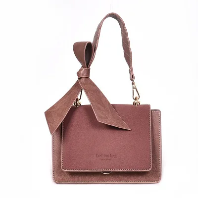 

NEW Shaped Scrub Leather Design Crossbody Bag With Thick Chain Stripe Wide Strap Bow Shoulder Bag Small Flap Bag Handbag