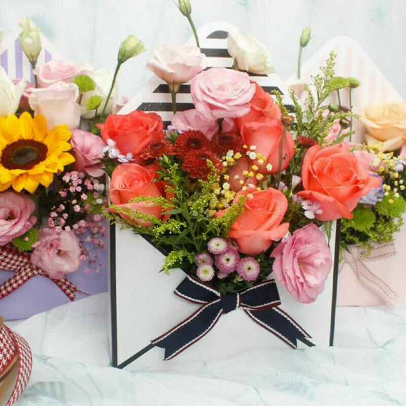 

6 Style Portable Romantic Envelope Shape Stripe Design Flower Bouquet Paper Packing Box Holder Florist Gift