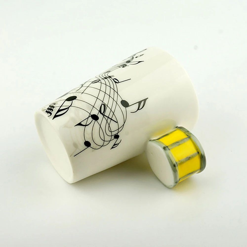 mugs00012-23
