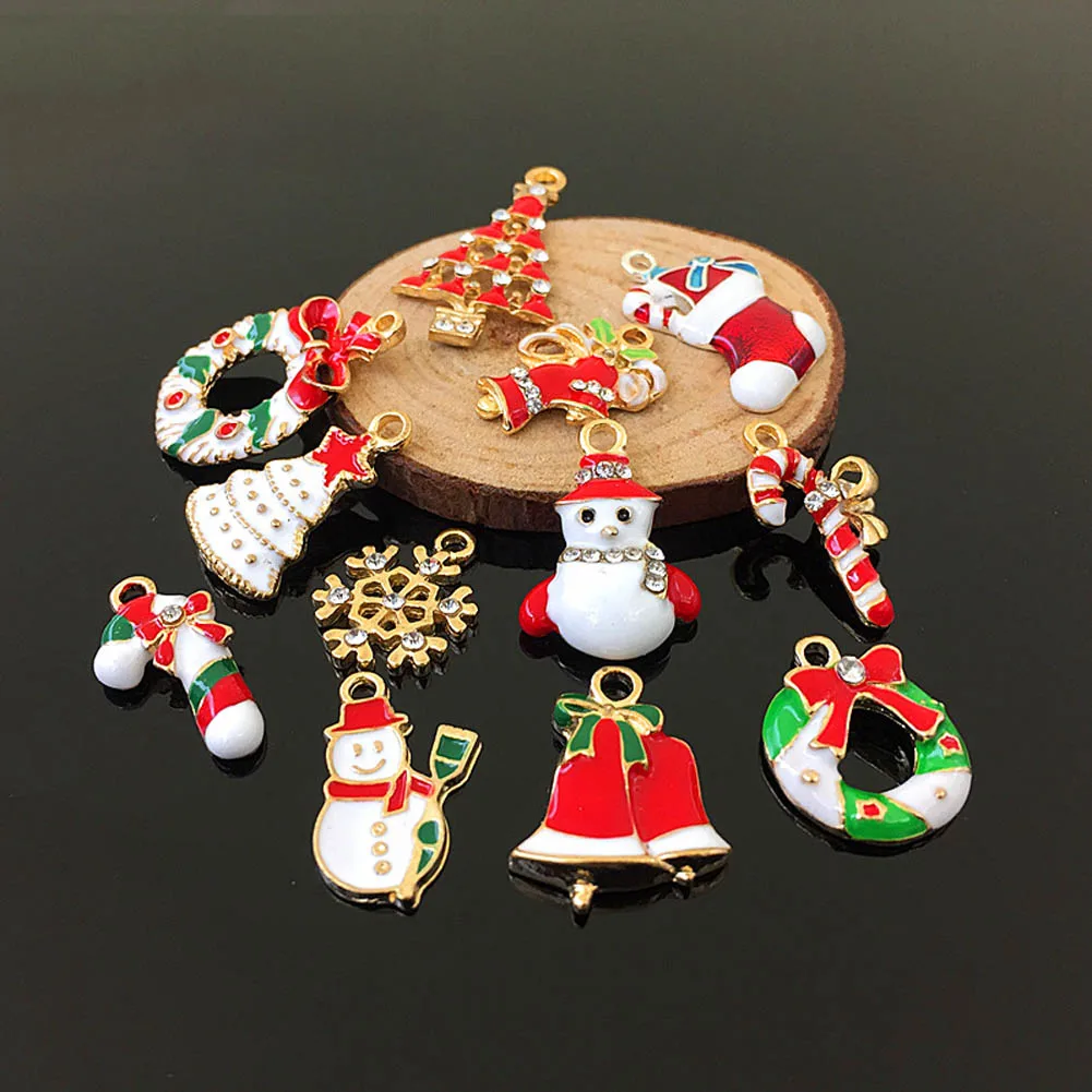

1pc Enamel Christmas Series Candy Cane Reindeer garland Stockings Bell Charm Pendant DIY Christmas drop Ornaments