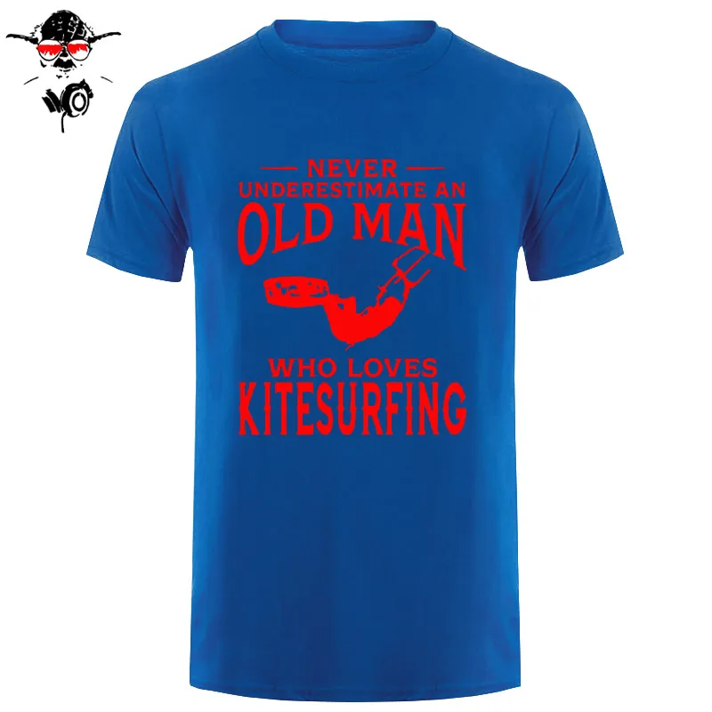 Никогда не недооценивайте старого человека, который любит кайтсерфинга, Мужская забавная футболка, уникальный подарок, подарок, виндсерфинг, сердцебиение, футболка - Цвет: blue red