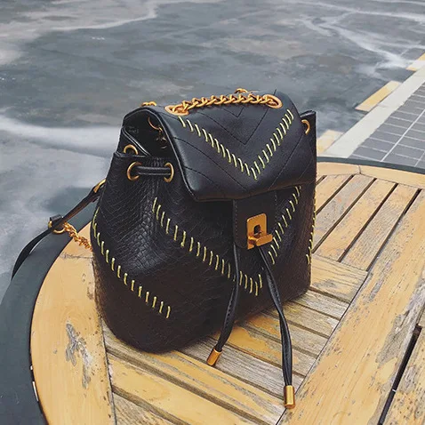 

Women Knitting Leather Drawstring Backpack Ladies Chain bags Mochila Cute Bag