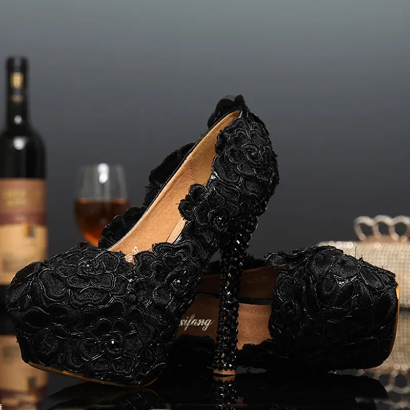 Черная кружевная обувь под вечернее платье Дамские свадебные туфли с рисунком в виде розы Черные кружевные туфли на высоком каблуке Туфли-лодочки под коктейльное платье Обувь для подружки невесты