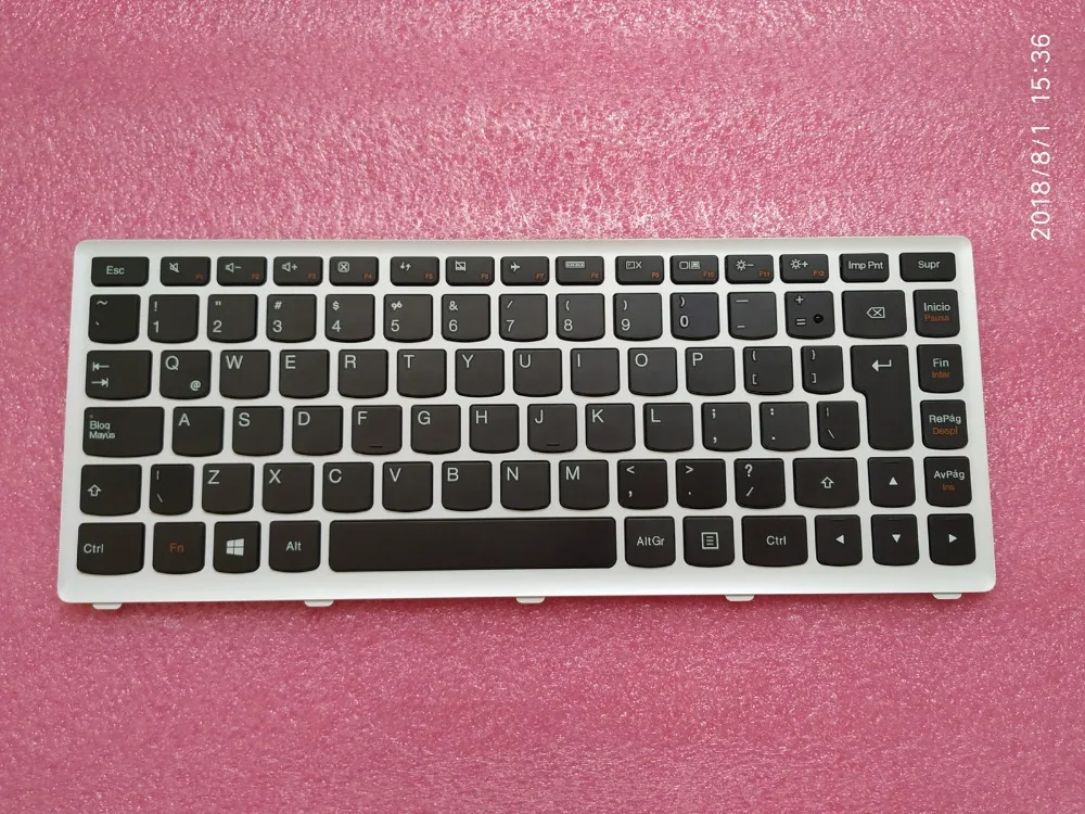 

New Original for Lenovo IdeaPad U310 Keyboard Black Key Silver White Frame British edition