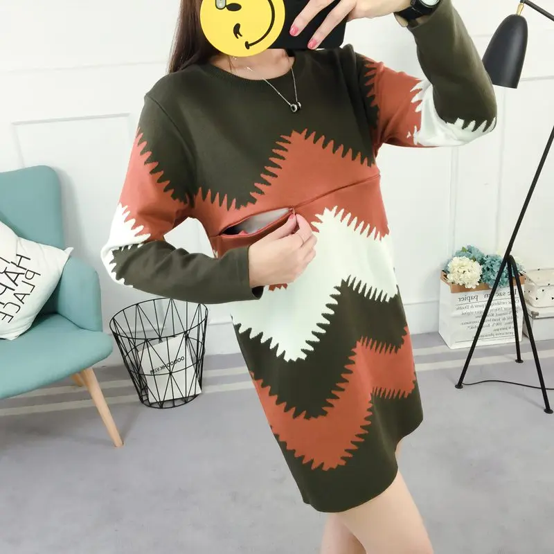 Autumn and winter Korean breastfeeding dress dress color knit sweater long paragraph out feeding breastfeeding clothes