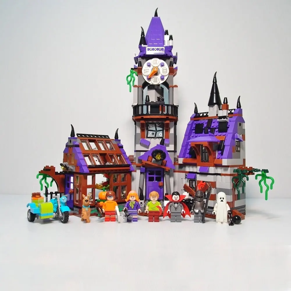 LEGO Scooby-Doo 75904 Mystery Mansion Building Kit