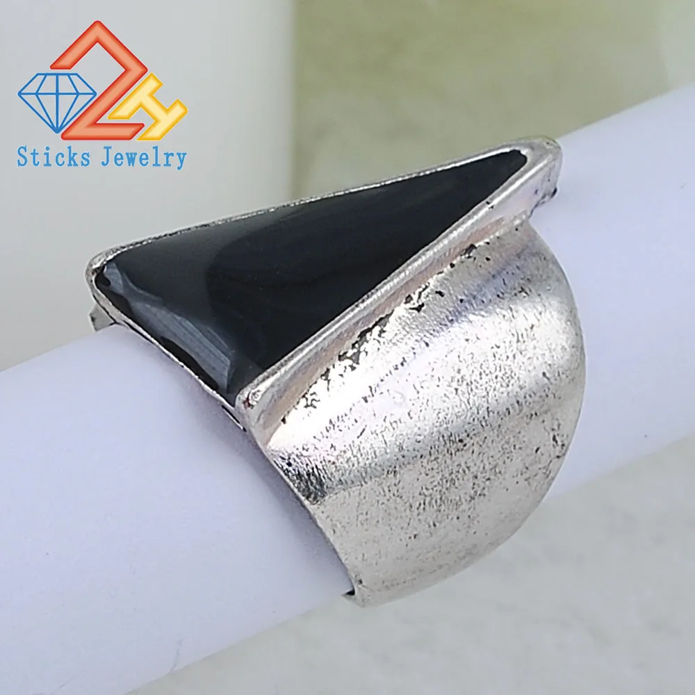 

Vintage Bohemia Retro Black Triangle Drops Ring Emotion Feeling Changeable Ring Colors can be customized Ring for Women