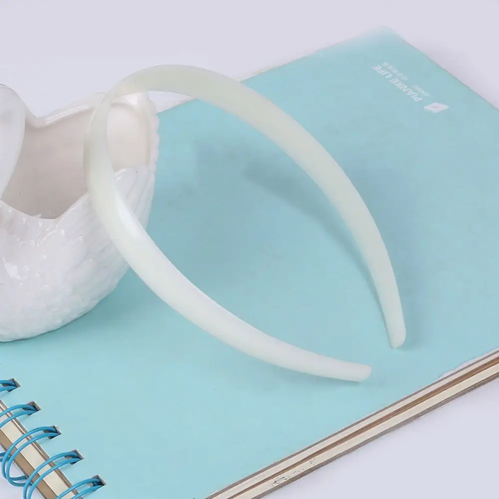

Hot Sale 2018 10pcs White Fashion Plain Lady Plastic Hair Band Headband No Teeth Hair Band Hair DIY Tool