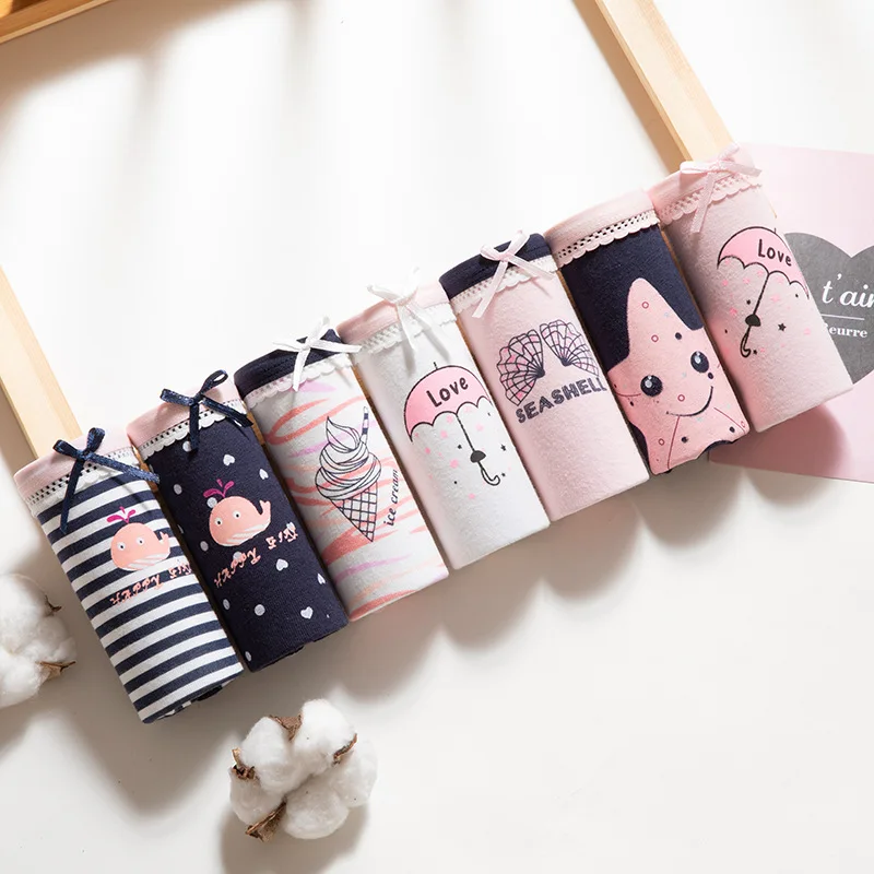 

Pure Cotton Ladies 'Underpants Female Cotton Cartoon No Trace Middle Waist Large Code Girl Cute Student Triangle Head