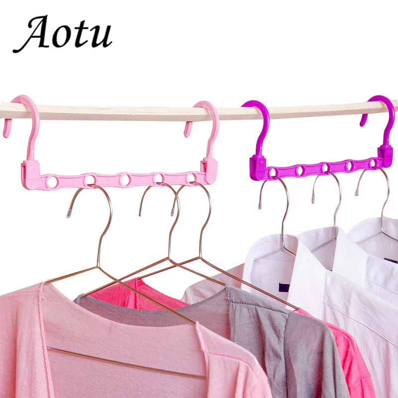 

Clothes Hangers with Hook Non-Slip Hanger for Clothes 5 Holes Space Saver Storage Racks Clothing Hangers Home Storage Organizer