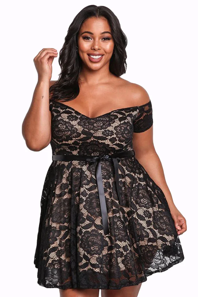 Black-Plus-Size-Floral-Lace-Flared-Off-Shoulder-Dress-LC220195-2-1