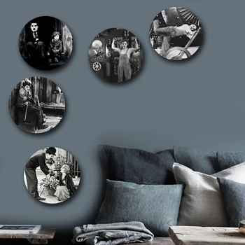 

Black White Silent Film Poster Decorative Plate Mime Playlet Wall Dish Ceramic Desk Ornament Retro People Picture Plate Decor