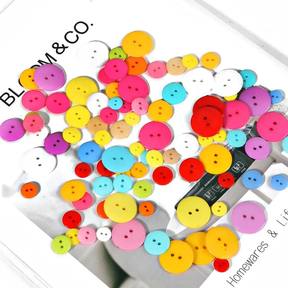 

50-200pcs Random Colors Plastic Resin Round Buttons Kids Sewing Two Holes Buttons For Craft DIY Scrapbooking Garment Accessories