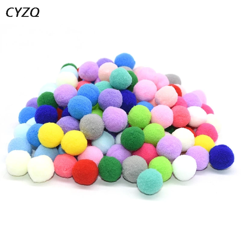 

100Pcs 15/20/25mm Soft Pompoms Fluffy Plush Crafts DIY Pom Poms Ball Furball Kids Toys Wedding Home Decor Craft Sewing Supplies