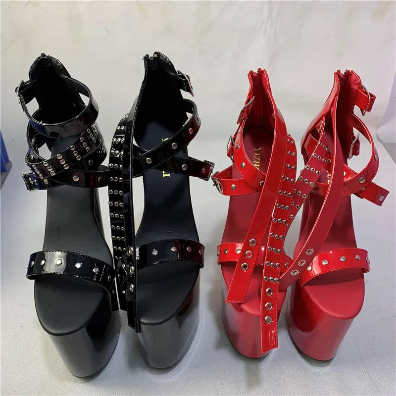 Женская обувь; модная обувь на высоком каблуке 20 см в стиле панк; сандалии-гладиаторы с заклепками; босоножки с пряжкой на платформе 8 дюймов