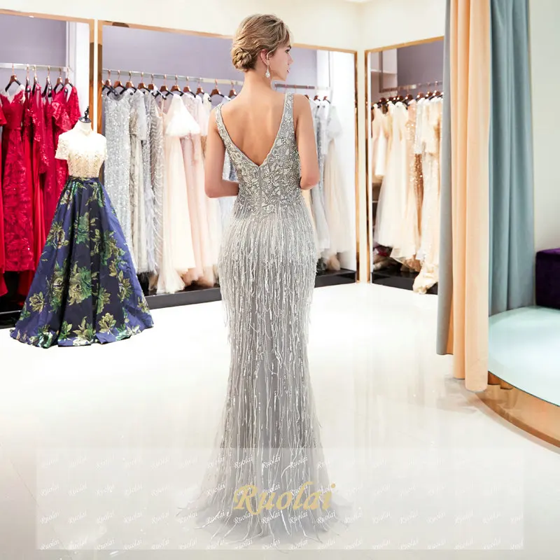Luxury Evening Dresses Long 2018 Mermaid V Neck Heavy Beaded Tassel Arabic Dubai Evening Gowns Formal Party Dress robe de soiree