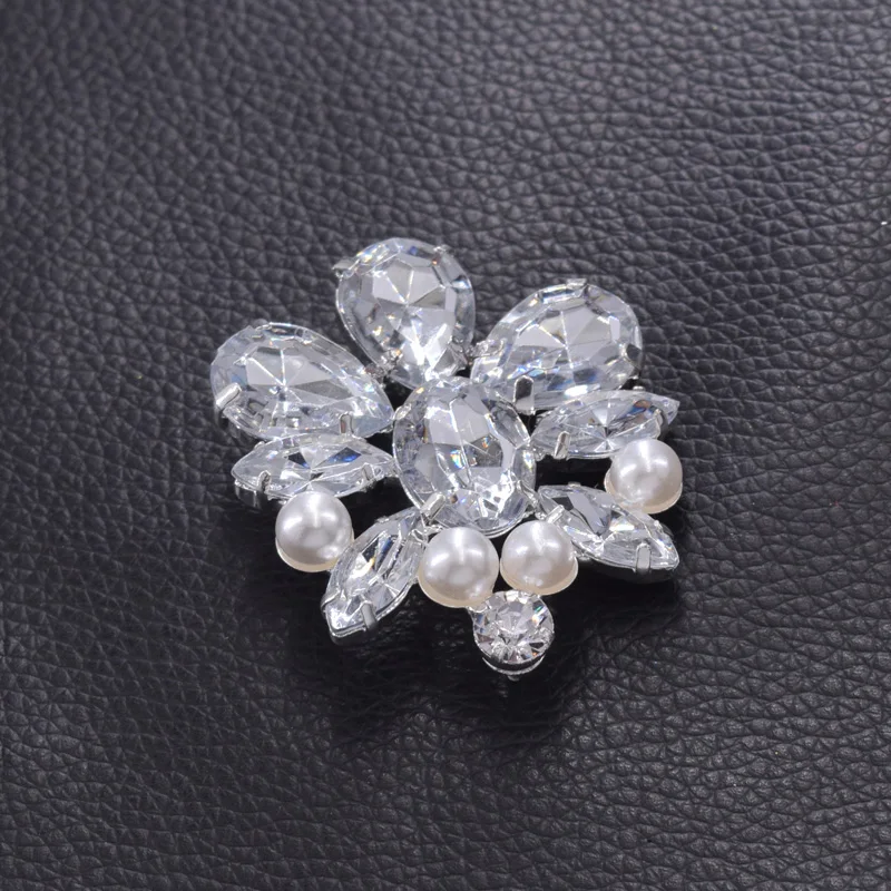 ACRYLIC clothing buttons sewing craft (4)