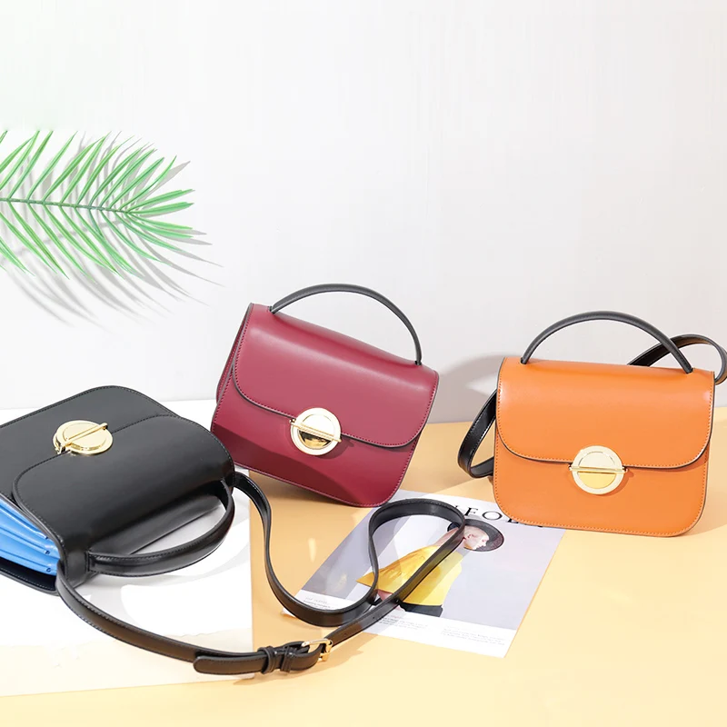 

KYYSLO Oil wax leather lock hit color portable handbag female Korean version of the fashion wild women shoulder messenger bag