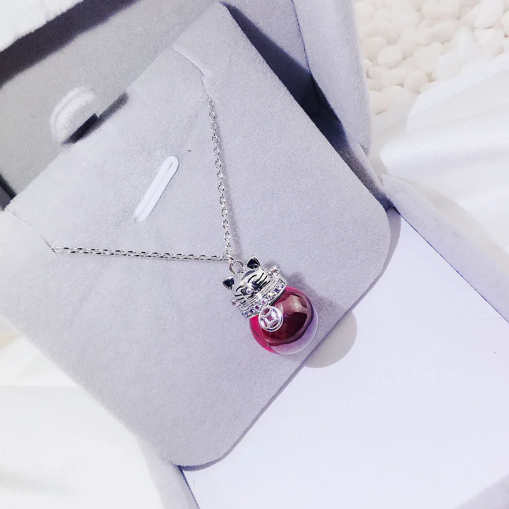 

2019 New Simple Personality Lucky Red Cat Clavicle Chain for Women Gold and Silver Red Gem Cat Pendant Necklace Jewelry