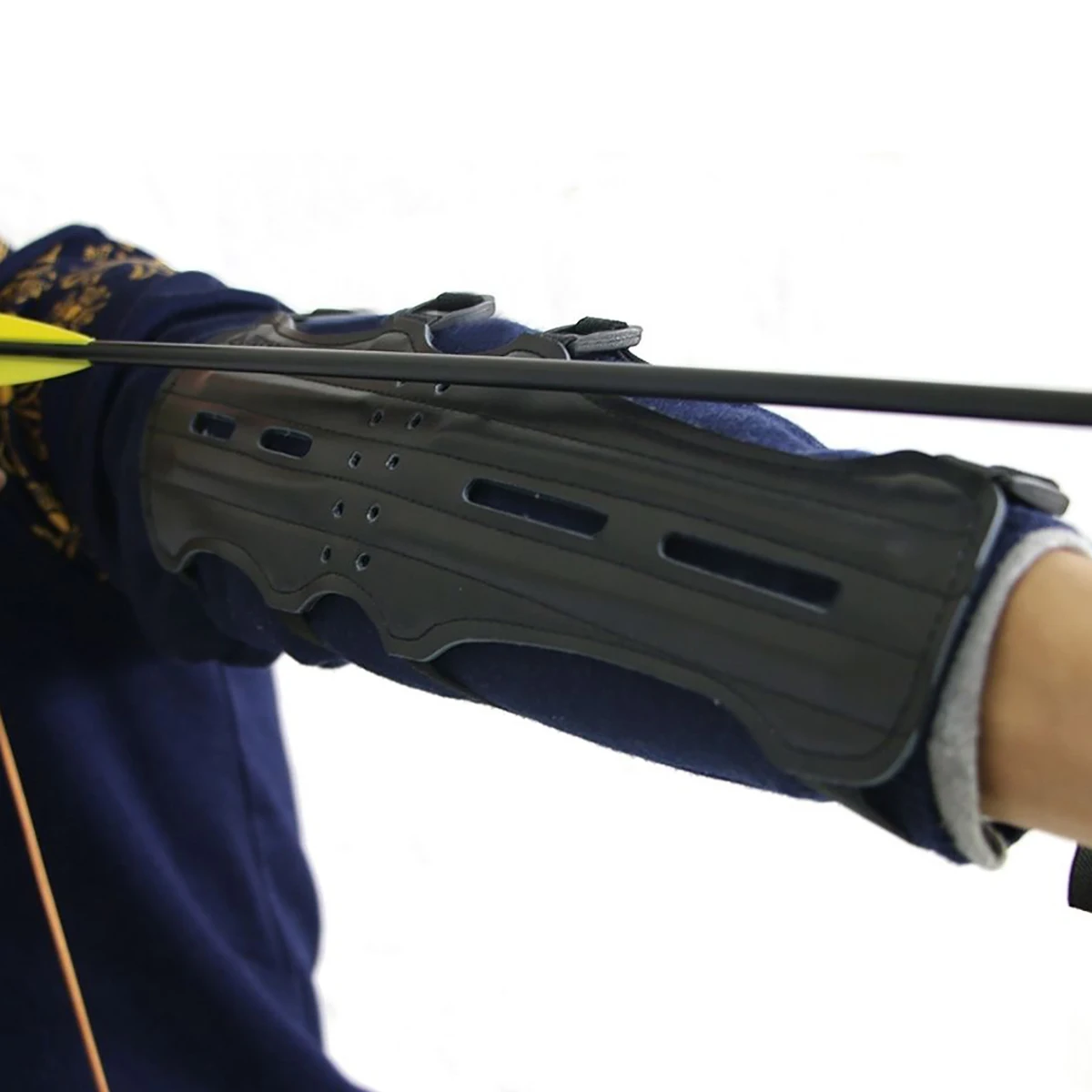 4 Adjustable PU leather Straps Archery Arm Guard Shooting Bow String Arm Protector Gear for Outdoor Hunting Protection