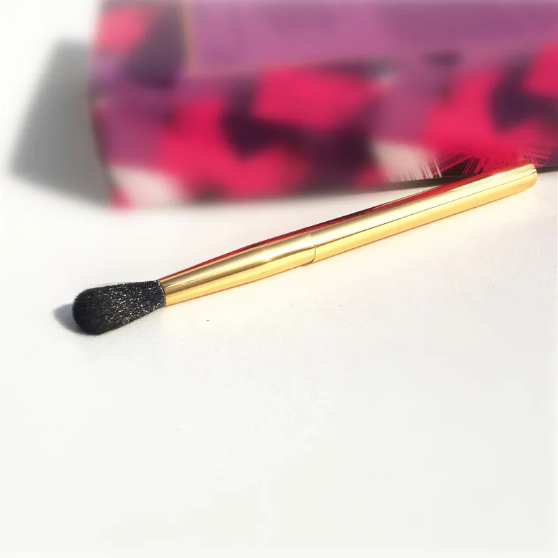 TARTE X NICOL CONCILIO BRUSH SET _ 8