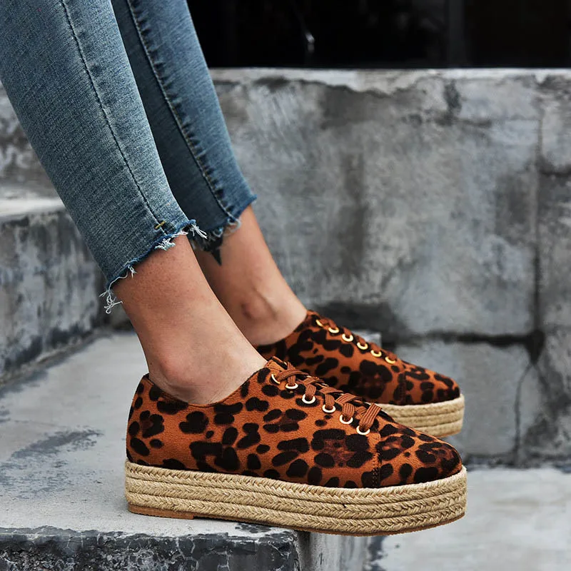 

VTOTA New Designer Shoes Woman Flat Platform Sneakers Lace Up Breathbale Tenis Feminino Casual Chunky Sneakers Ladies Zapatos